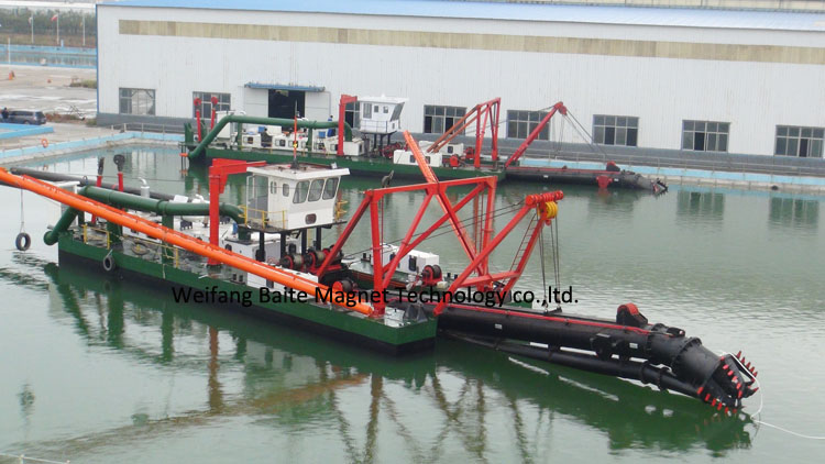 7 cutter suction dredger China manufacturers.jpg